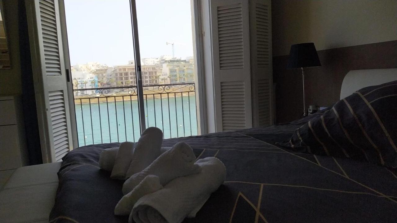 Sea View 2 Bedroom Apartment Marsaskala Esterno foto